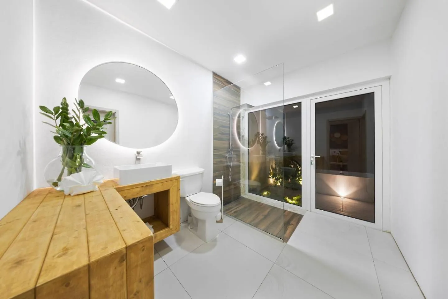 Villa Amara Lux Stay Near Arashi Beach By Lucha Palm Beach 0*,