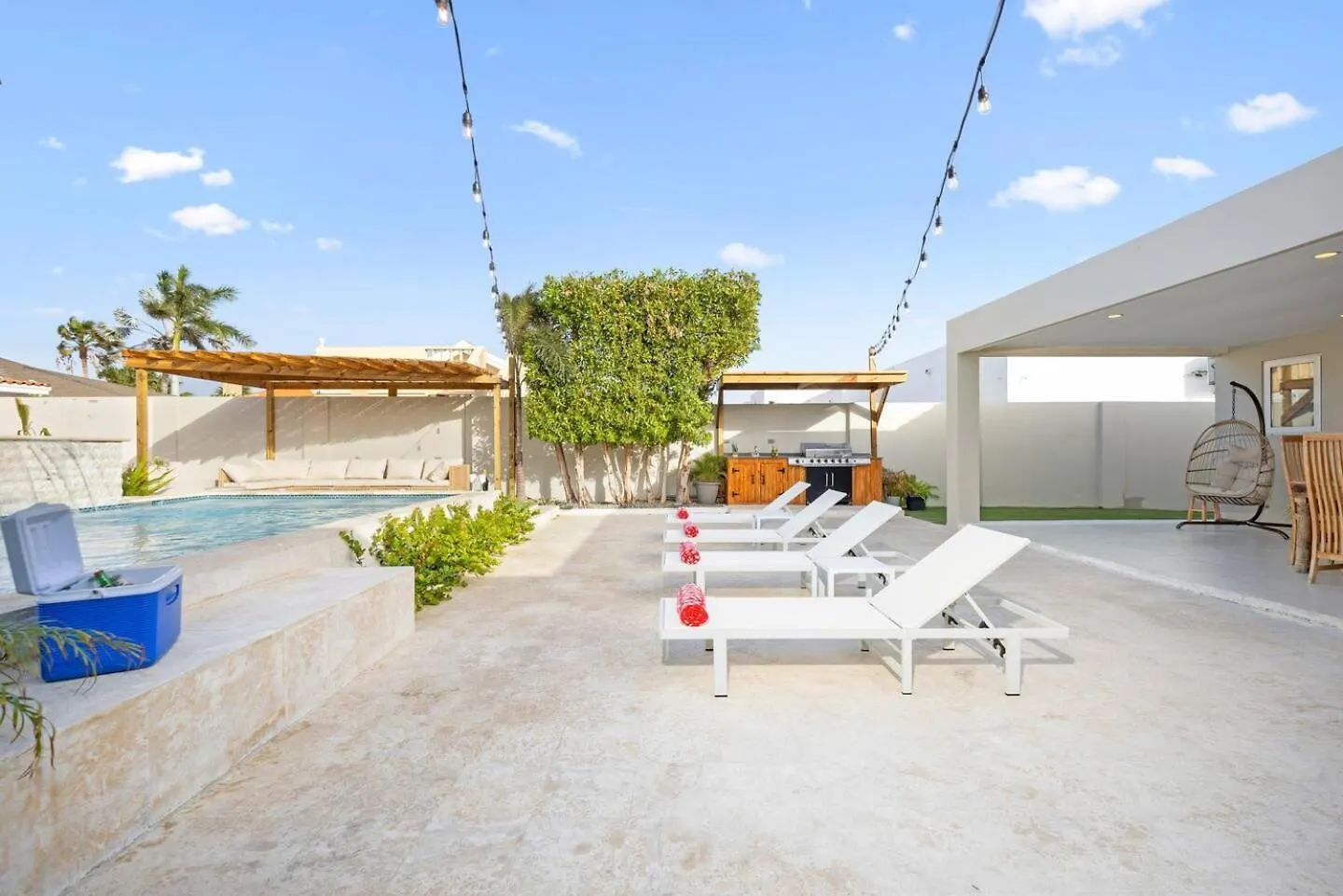פאלם ביץ' Villa Amara Lux Stay Near Arashi Beach By Lucha בית נופש