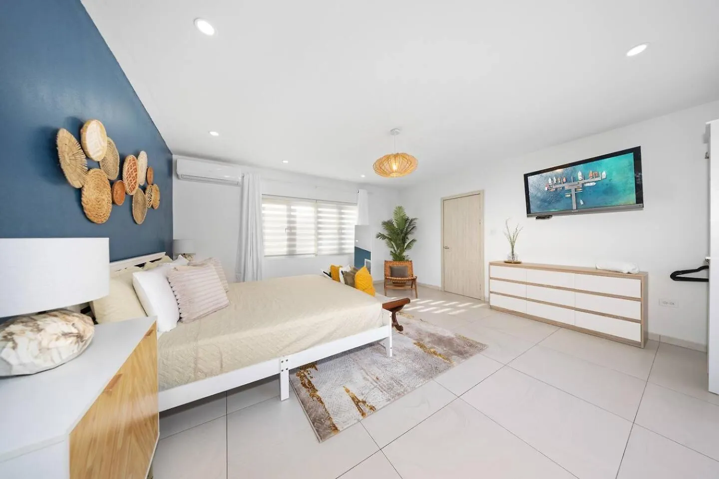 בית נופש פאלם ביץ' Villa Amara Lux Stay Near Arashi Beach By Lucha ארובה
