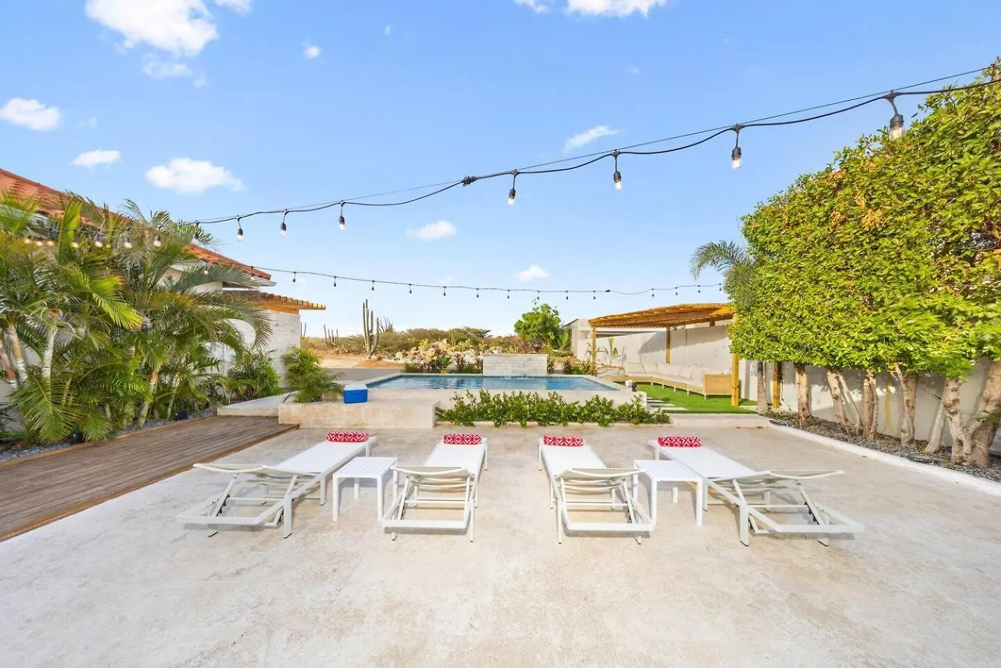 Villa Amara Lux Stay Near Arashi Beach By Lucha شاطئ بالم بيت للعطل